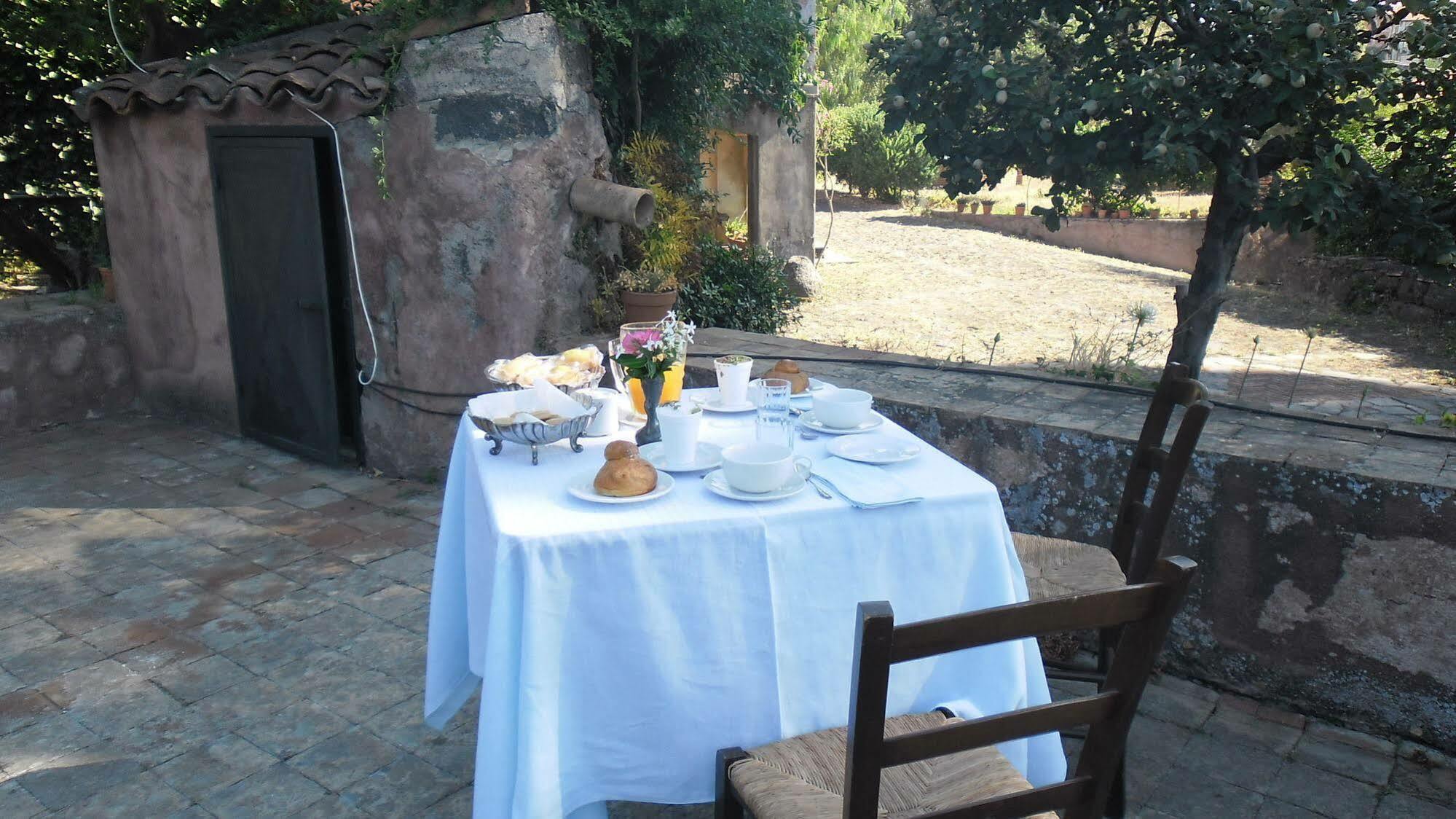 B&B Valle Allegra Гравина-ди-Катания Экстерьер фото