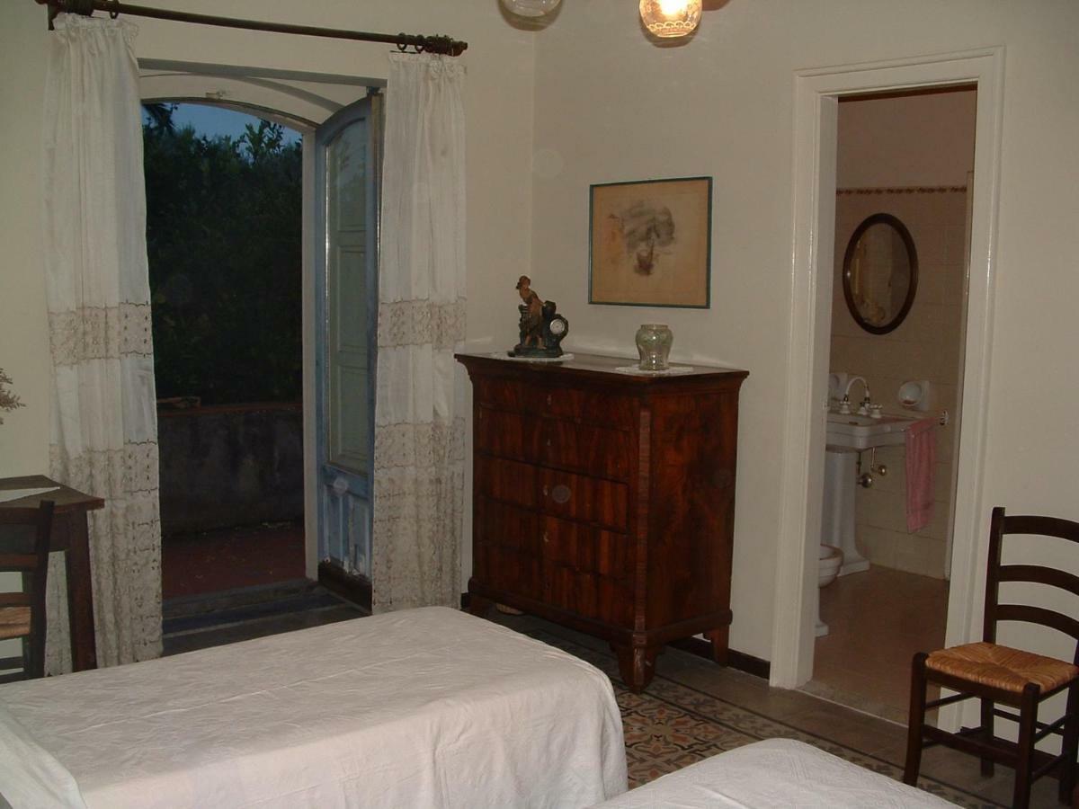 B&B Valle Allegra Гравина-ди-Катания Экстерьер фото